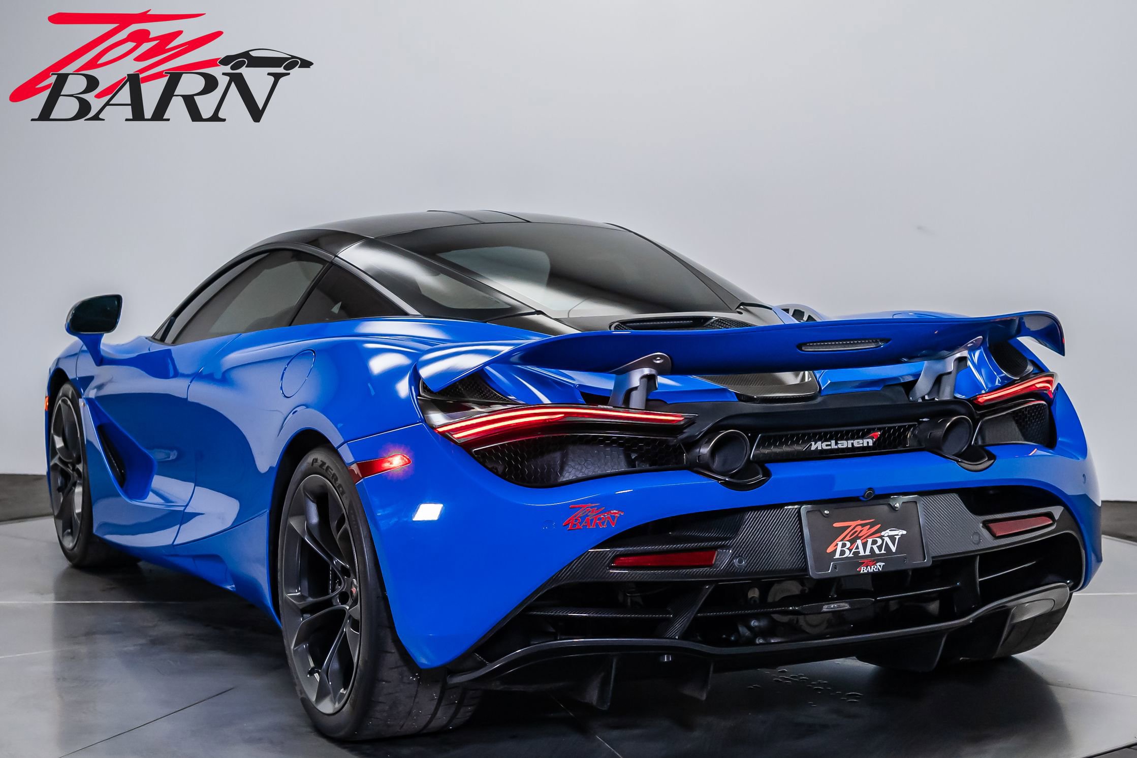 Used 2018 McLaren 720S Performance photo 11