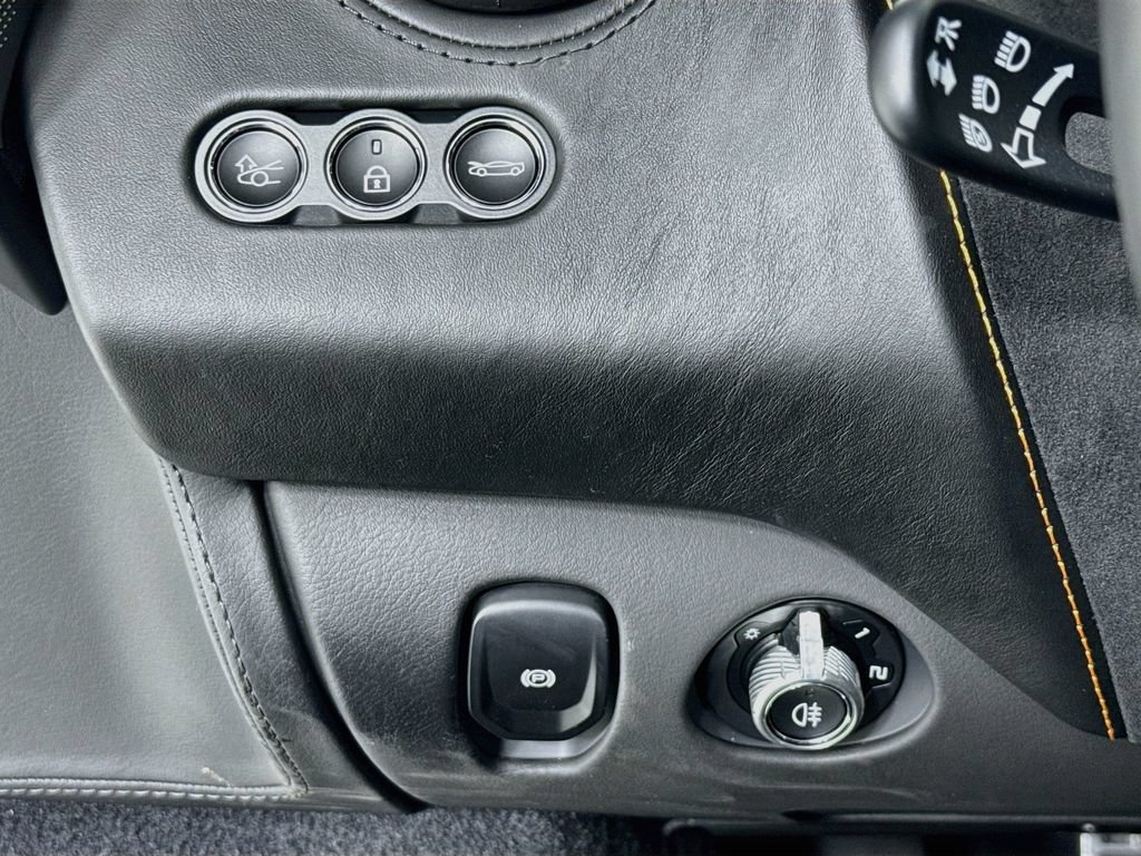 Used 2024 McLaren 750S photo 14