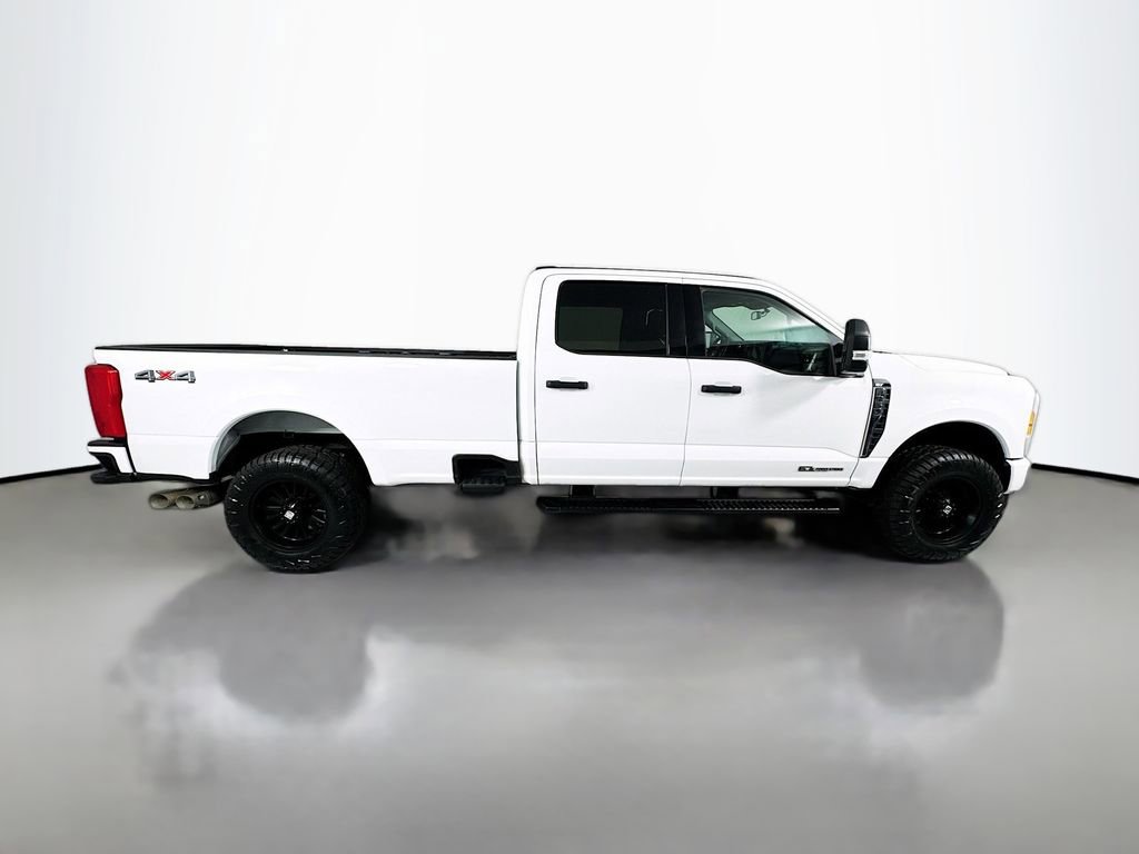2023 Ford F350 XLT