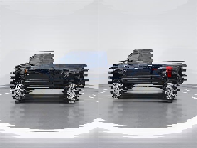 2022 Ford F-450 Super Duty Platinum