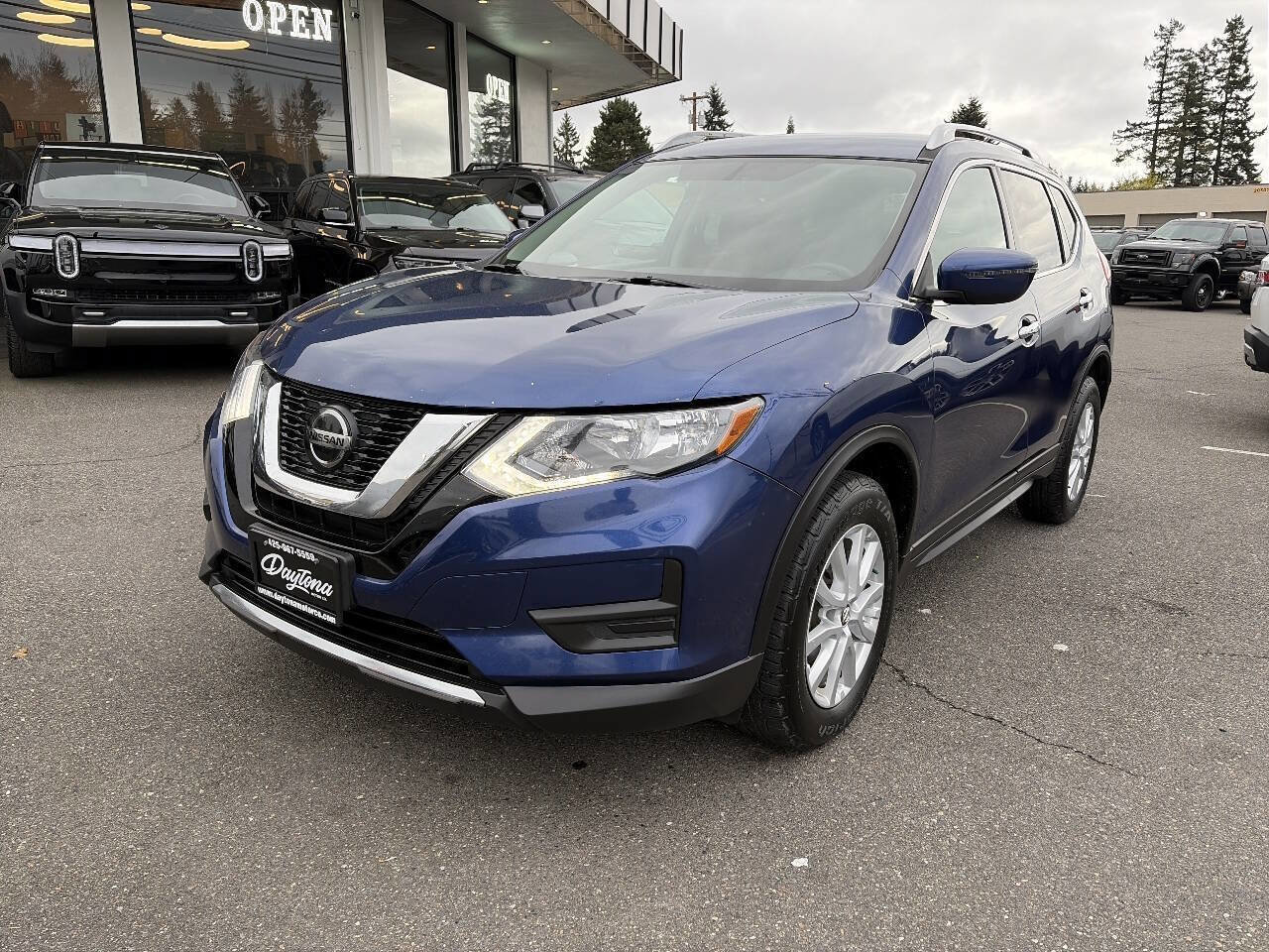 2018 Nissan Rogue SV