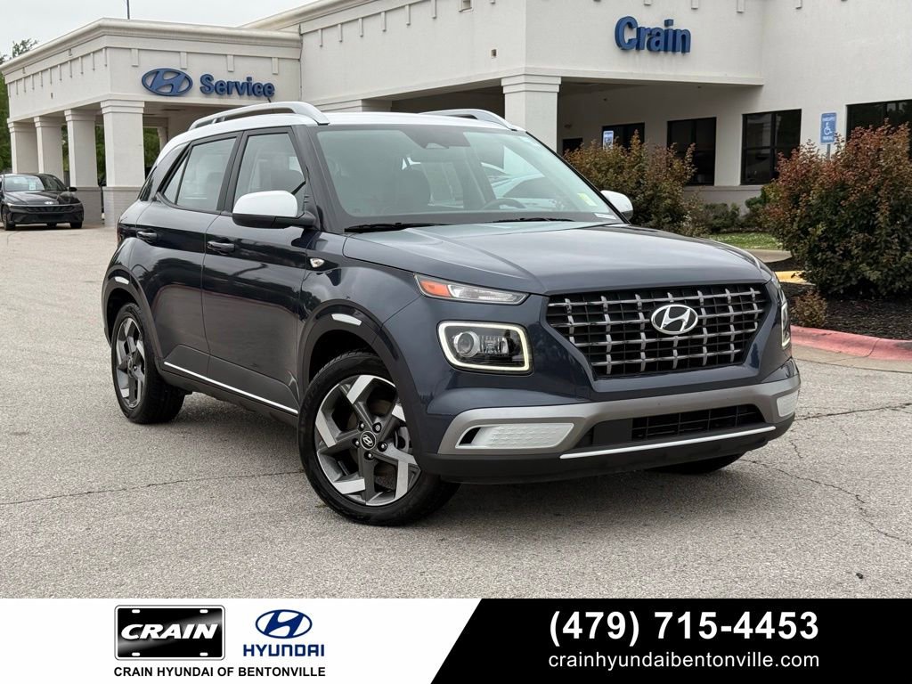 Used 2023 Hyundai Venue Limited w/ Cargo Package