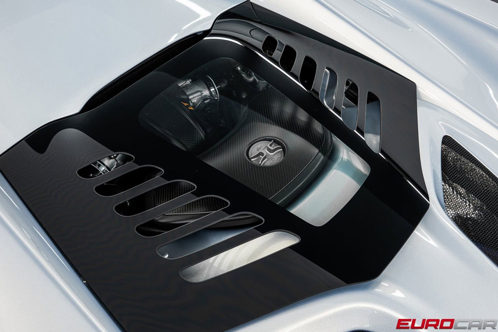 Used 2016 McLaren 675LT Spider photo 26