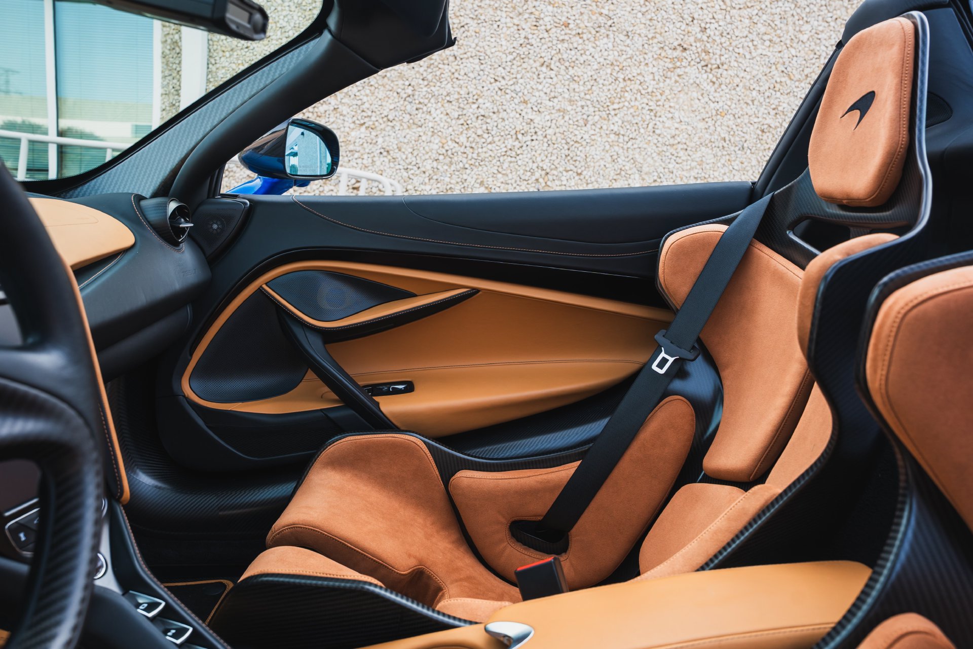 Used 2022 McLaren 765LT photo 41