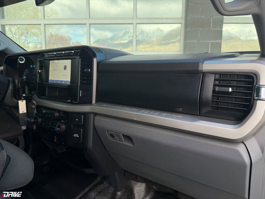 2023 Ford F350 XLT