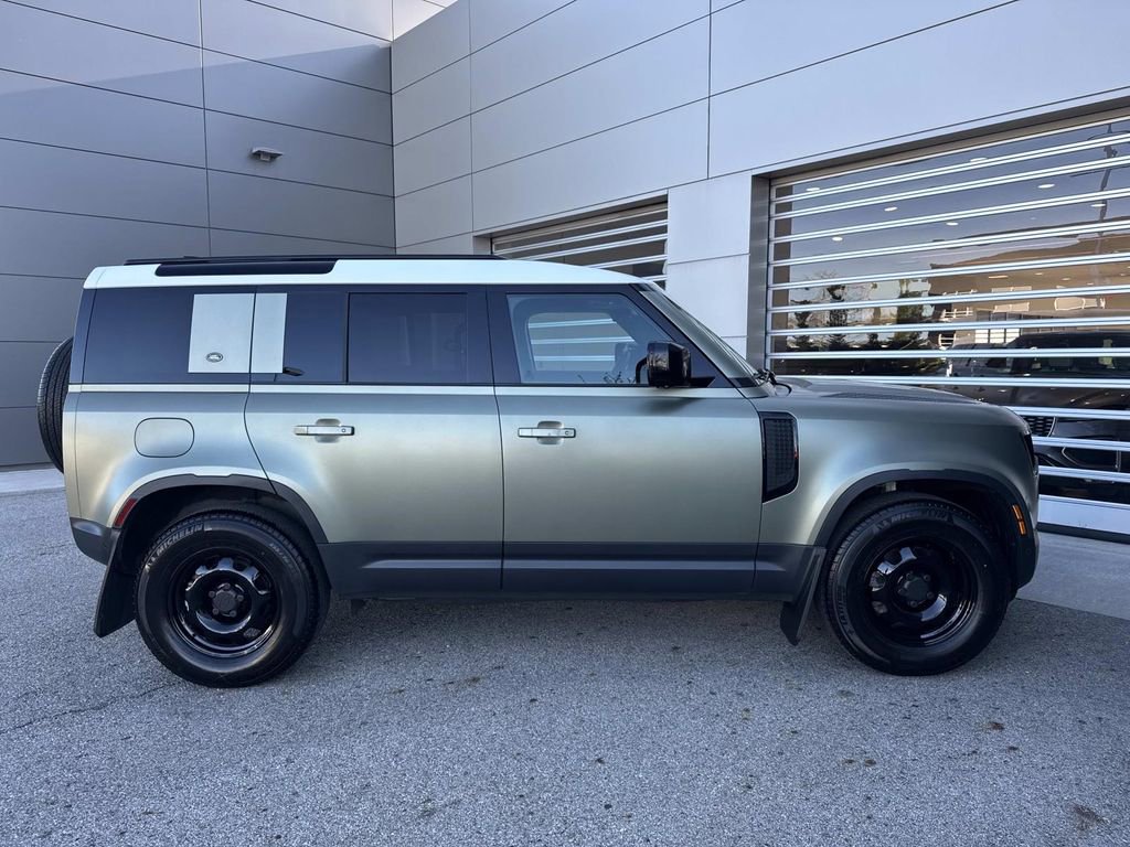 2024 Land Rover Defender 110 S