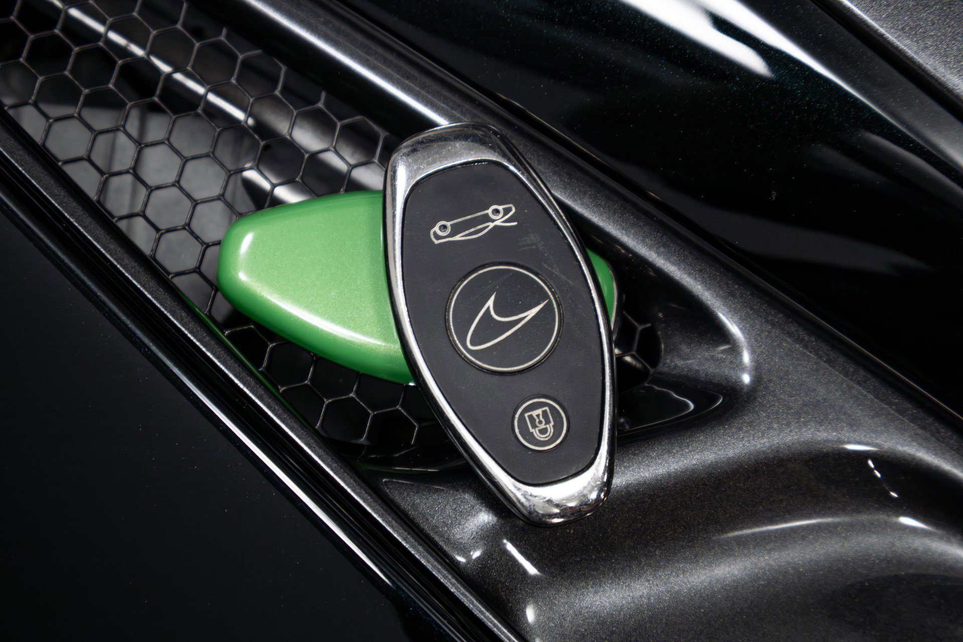 Used 2019 McLaren 720S Luxury photo 83