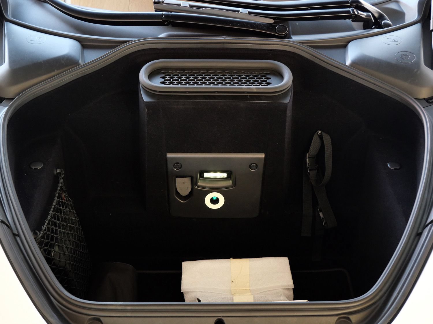 Used 2022 McLaren 765LT photo 34