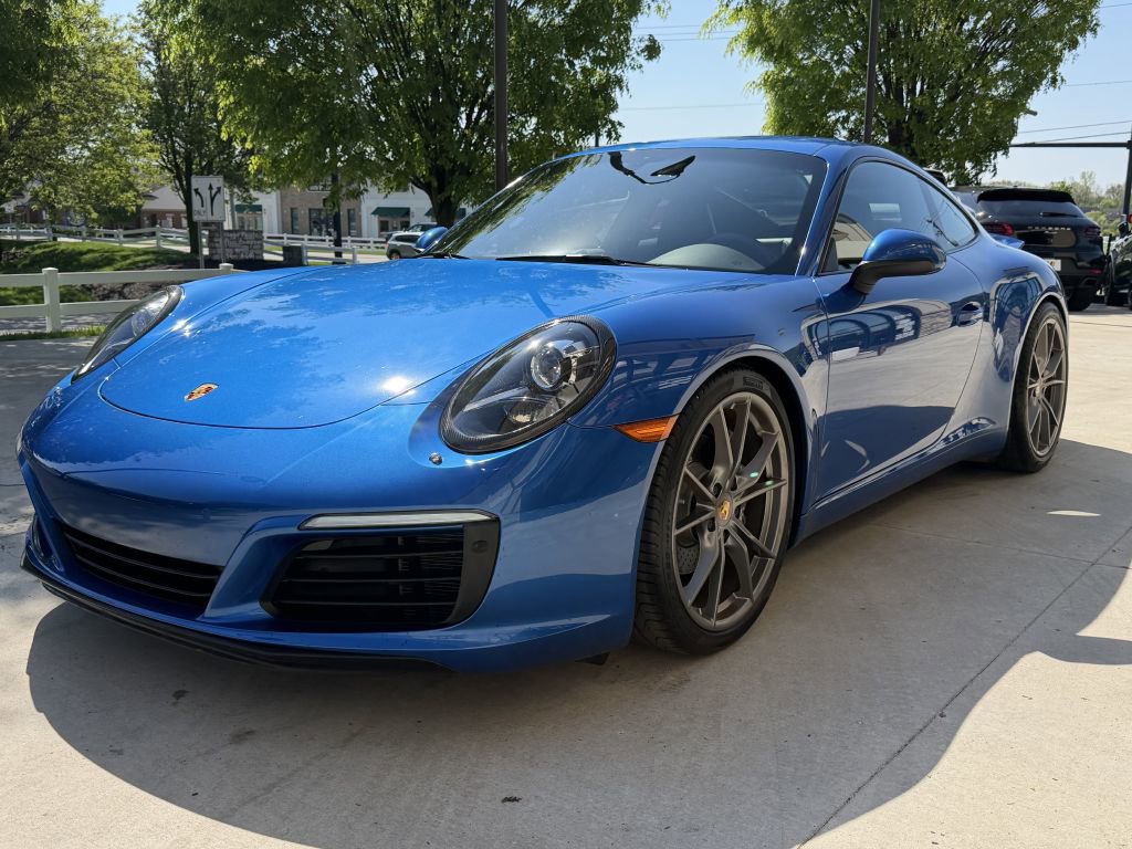 2017 Porsche 911 Carrera