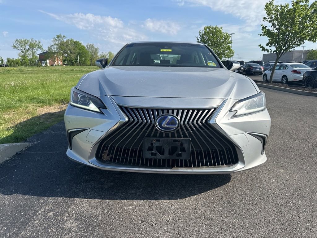 2019 Lexus ES 300h