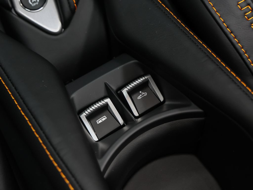 Used 2025 McLaren 750S Spider photo 45