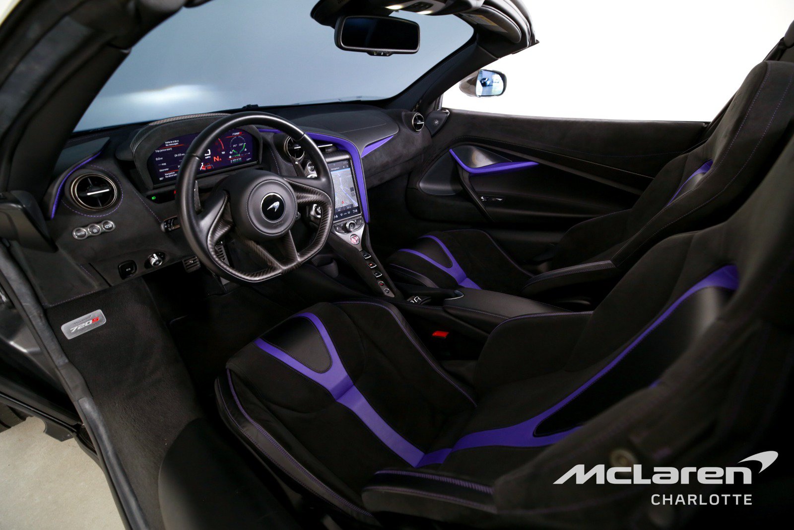 Used 2022 McLaren 720S Spider photo 14