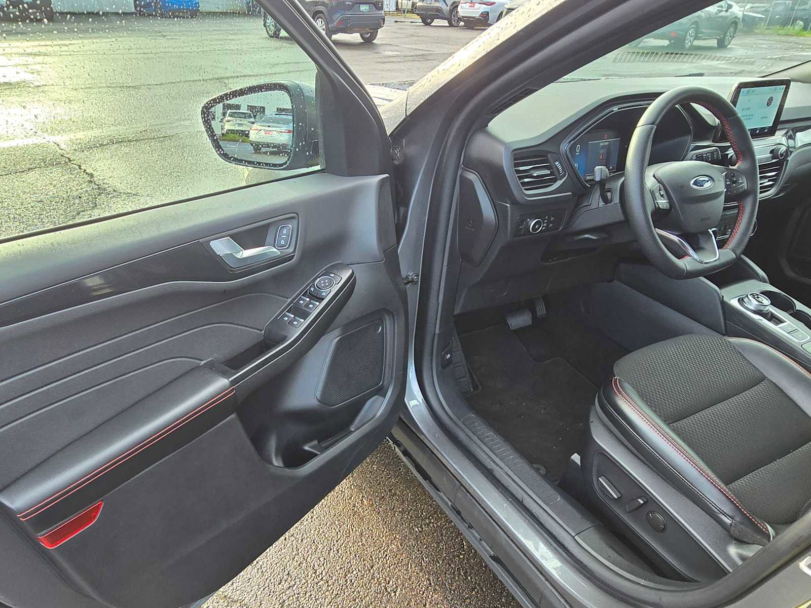 2025 Ford Escape ST-Line Select