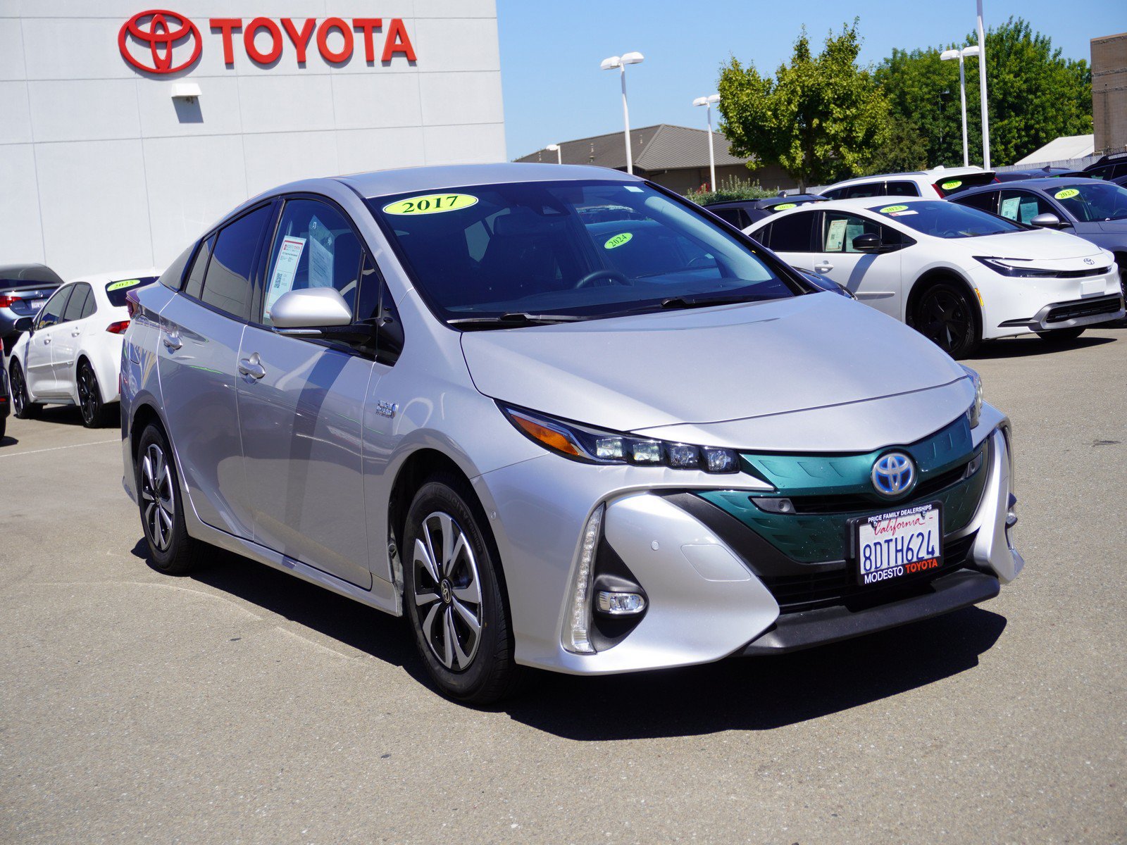 Used 2017 Toyota Prius Prime Advanced w/ Carpet Mat Package