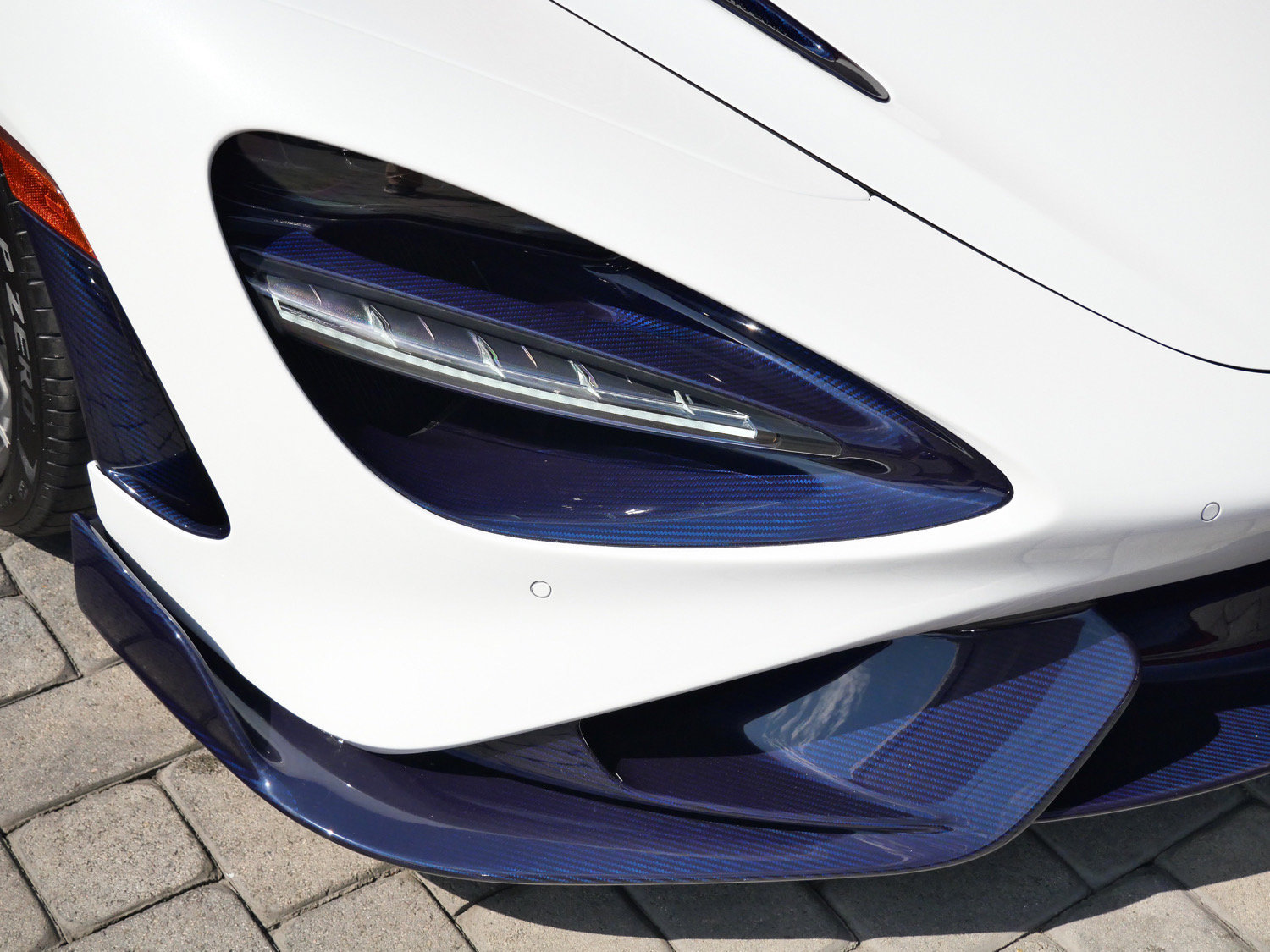 Used 2022 McLaren 765LT photo 38