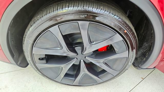 2026 Tesla Model Y Performance