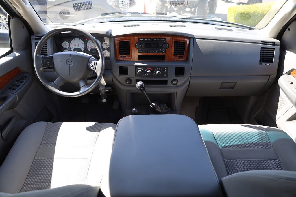 2006 Dodge Ram 2500 Truck SLT