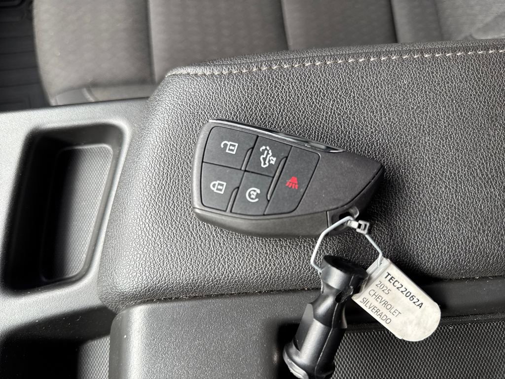 2025 Chevrolet Silverado 2500 Custom