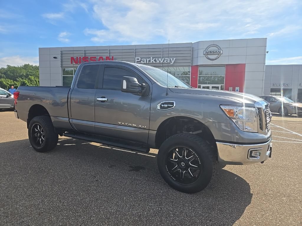 Used 2018 Nissan Titan SV