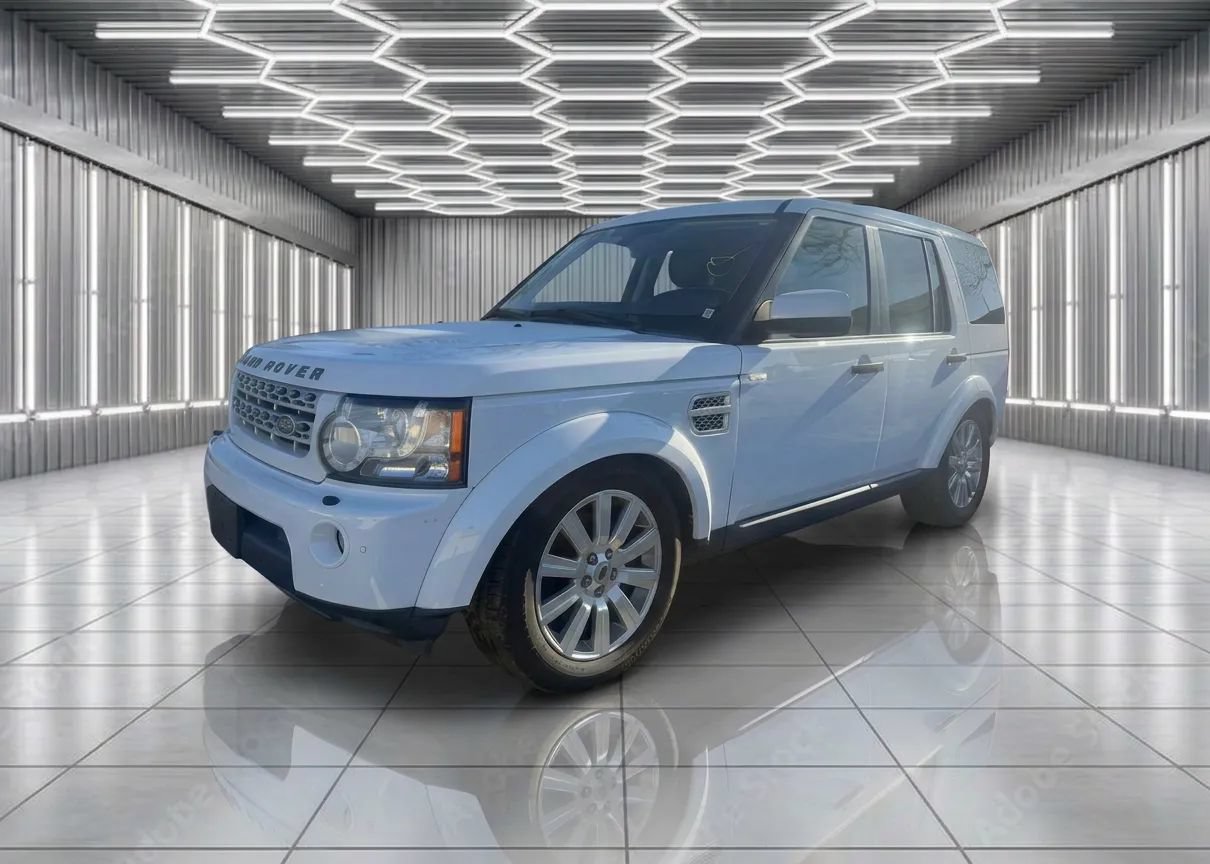 Used 2013 Land Rover LR4 HSE w/ HSE Pkg