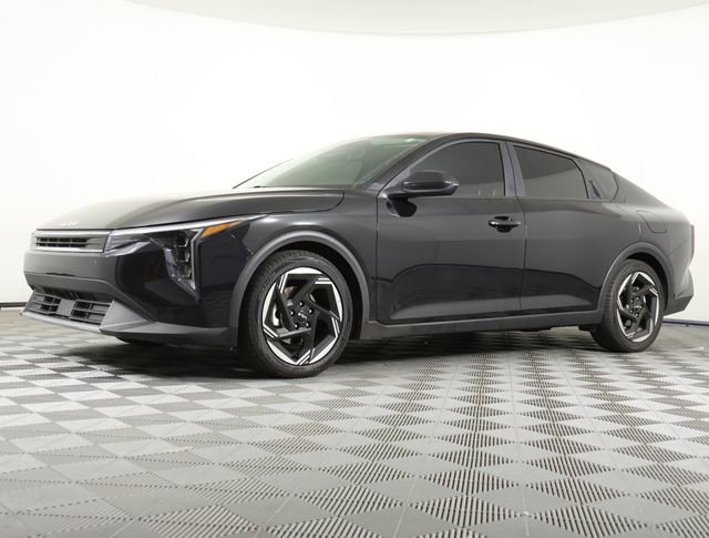 Certified 2025 Kia K4 EX
