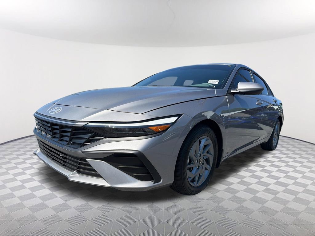 2025 Hyundai Elantra Blue