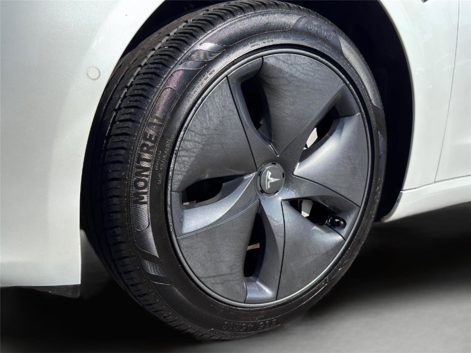 2019 Tesla Model 3 Mid Range