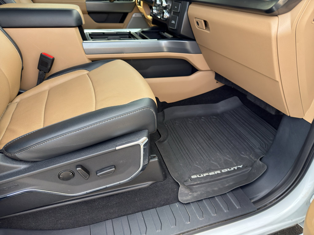 2024 Ford F350 Lariat