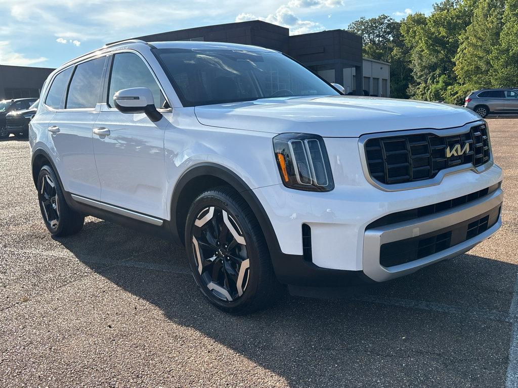 Used 2025 Kia Telluride S