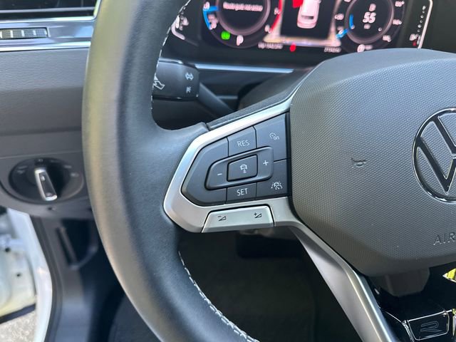 2023 Volkswagen Tiguan SEL R-Line