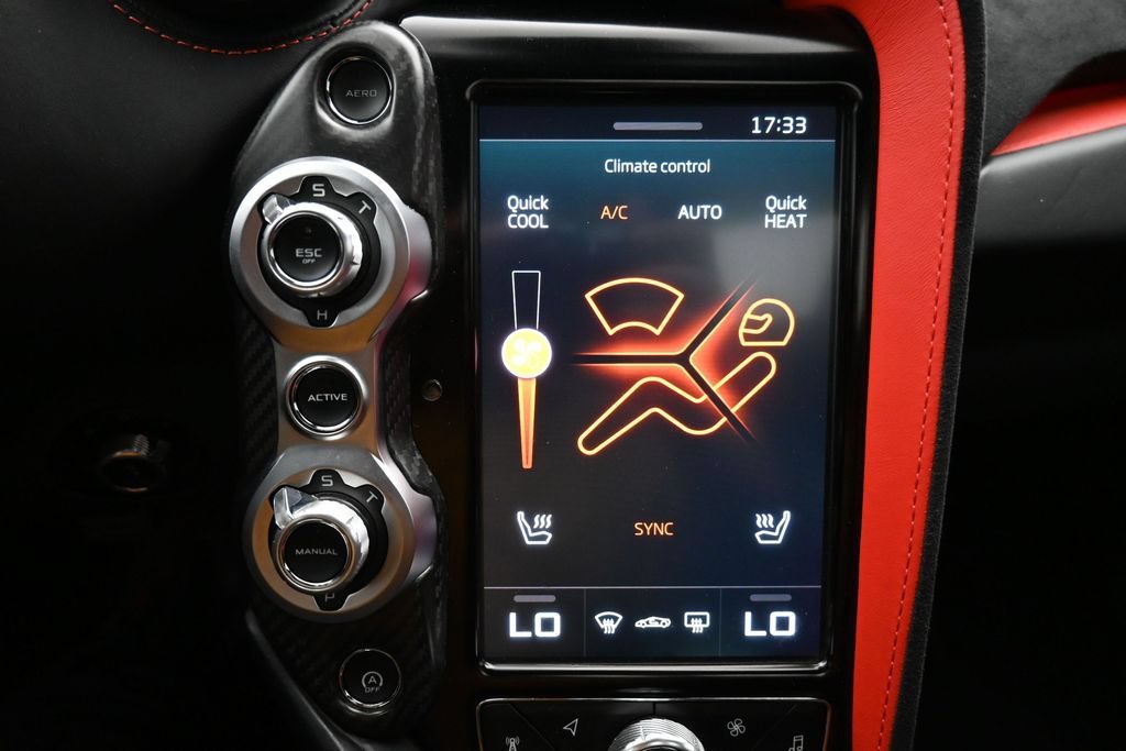 Used 2020 McLaren 720S Performance photo 17