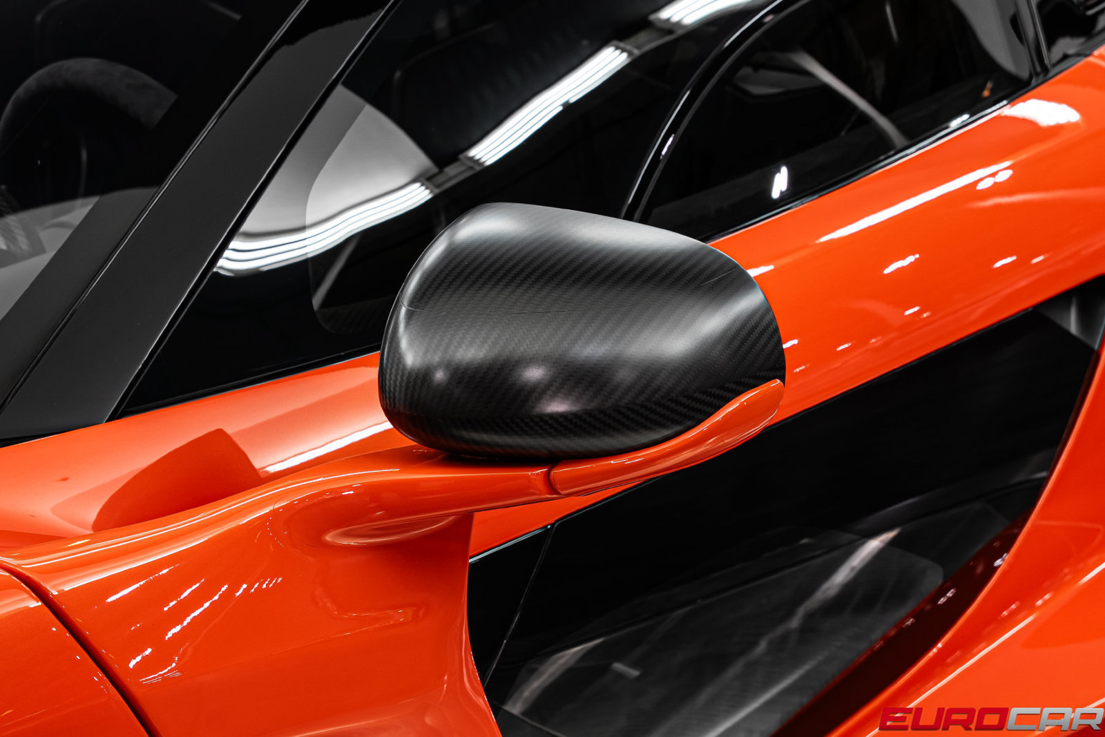 Used 2019 McLaren Senna photo 22
