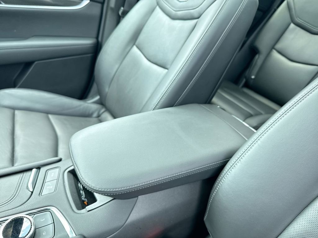 2023 Cadillac XT6 Sport