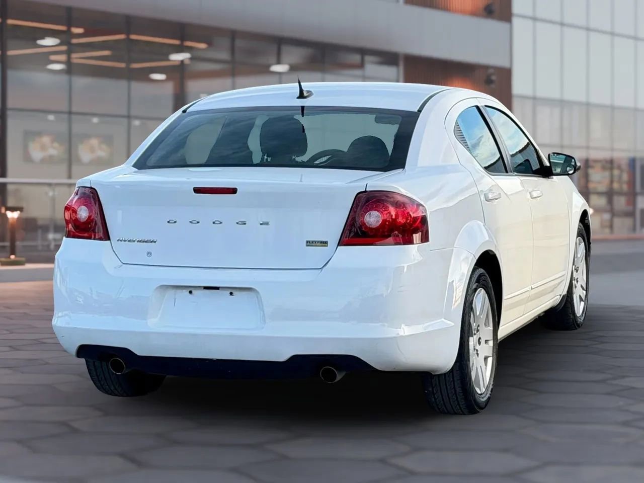 2012 Dodge Avenger SE