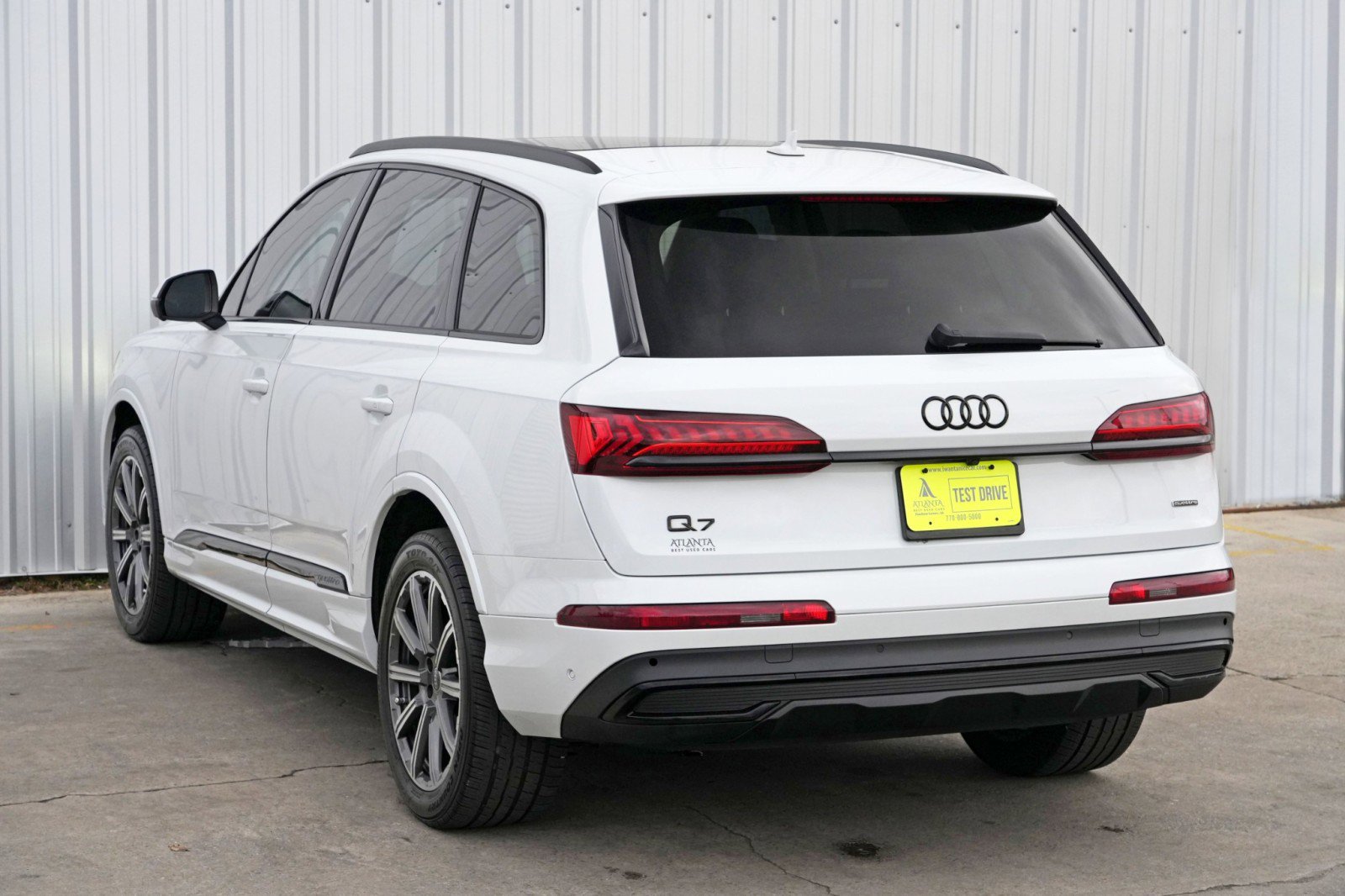 2022 Audi Q7 Premium Plus