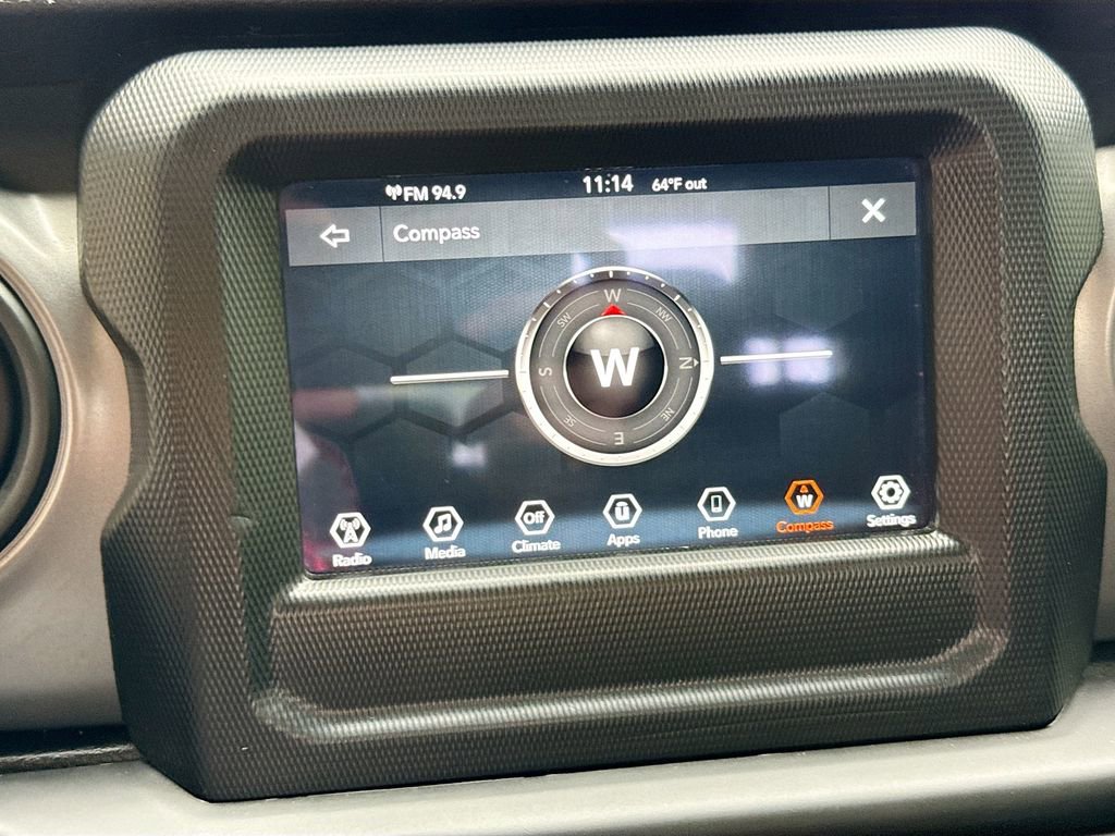 2022 Jeep Gladiator Sport