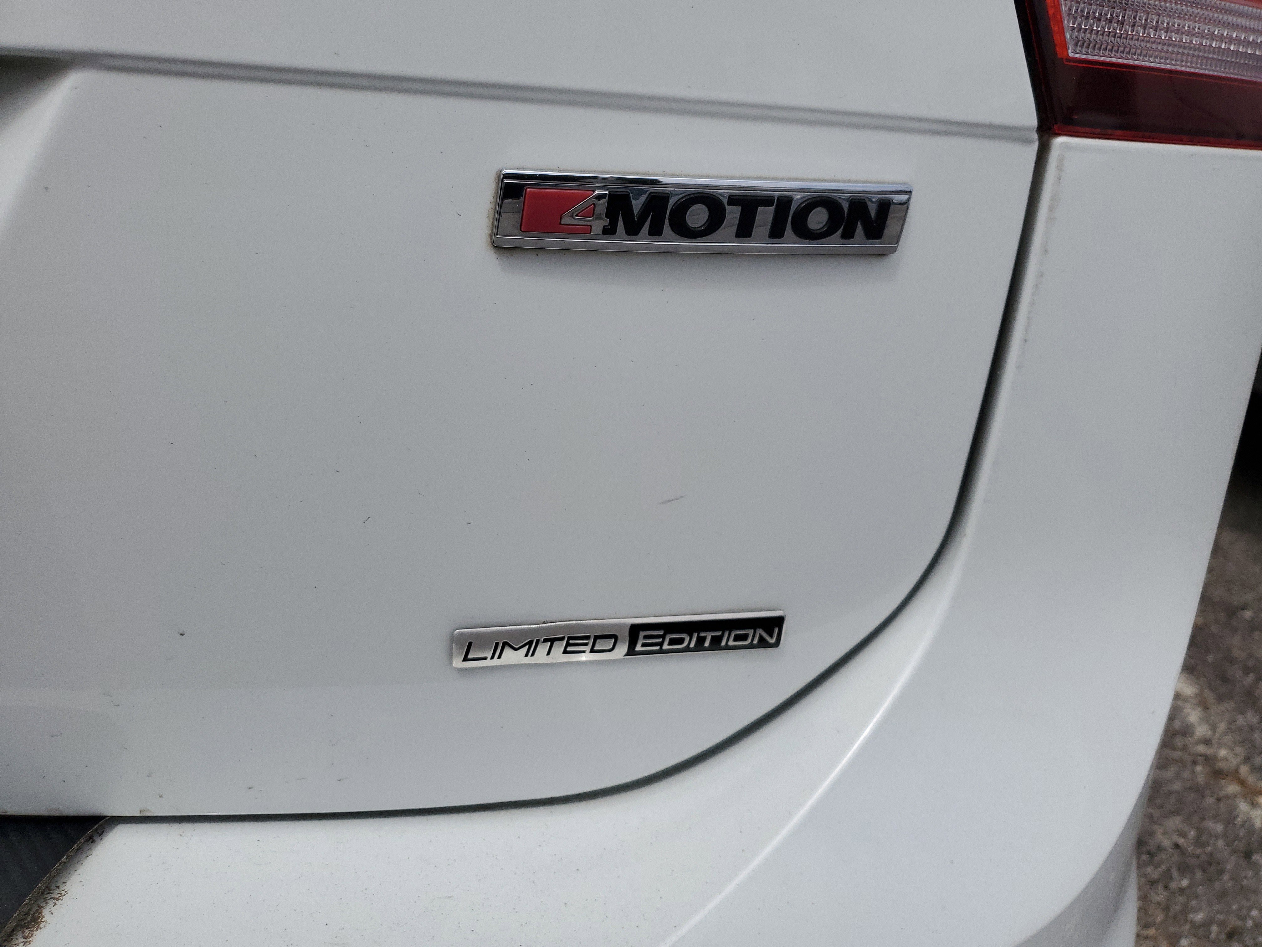 2020 Volkswagen Tiguan SE R-Line