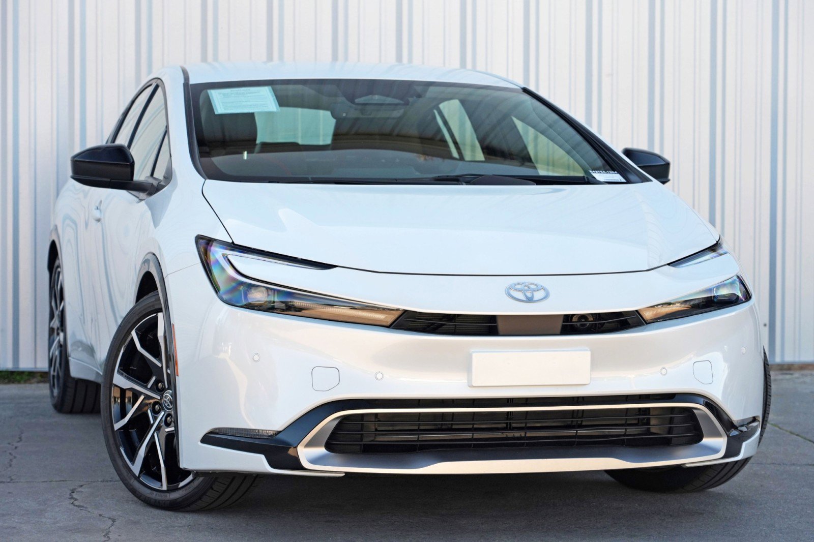 2025 Toyota Prius Plug-In Hybrid XSE