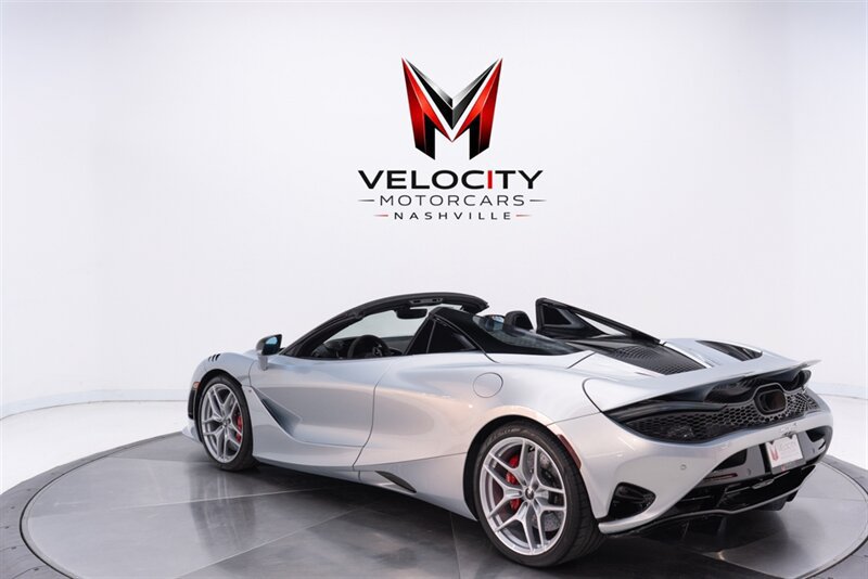 Used 2024 McLaren 750S Spider photo 16