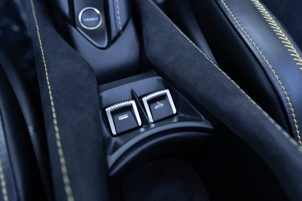 Used 2021 McLaren 720S Luxury photo 38