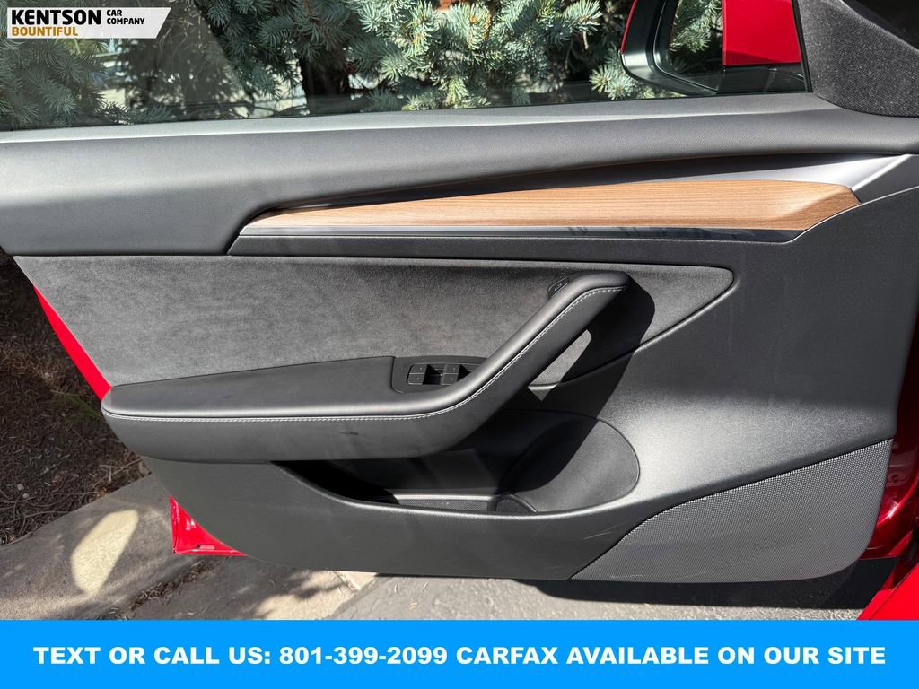 2023 Tesla Model 3 Performance