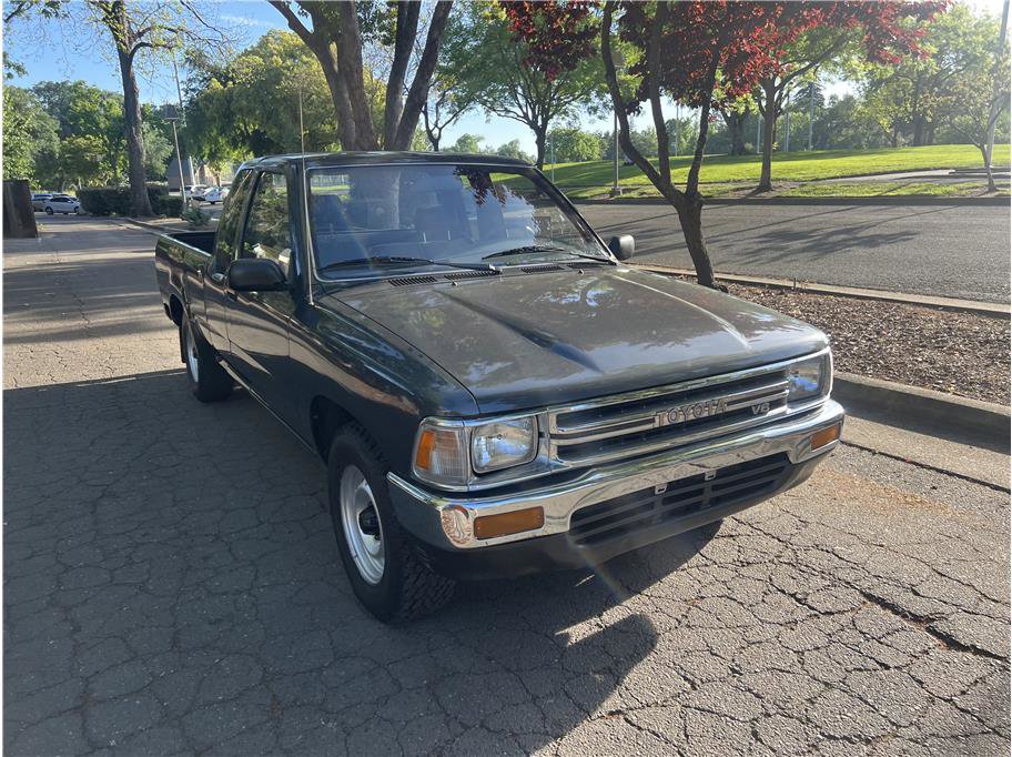 Used 1990 Toyota Pickup Deluxe
