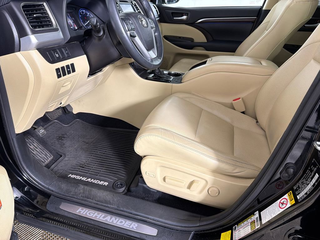 2016 Toyota Highlander Limited