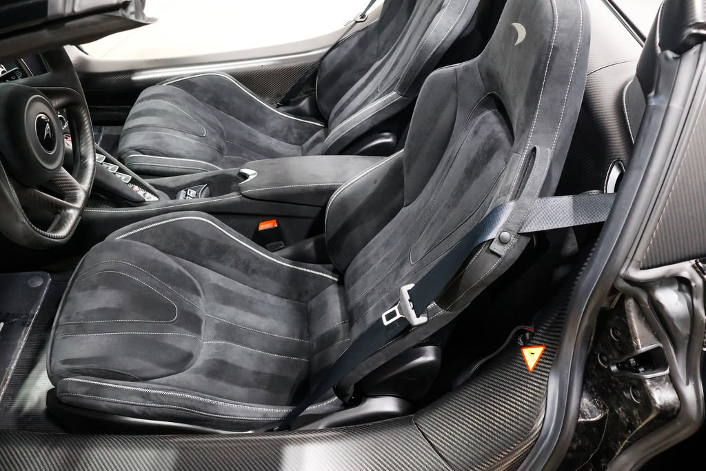 Used 2022 McLaren 765LT photo 62