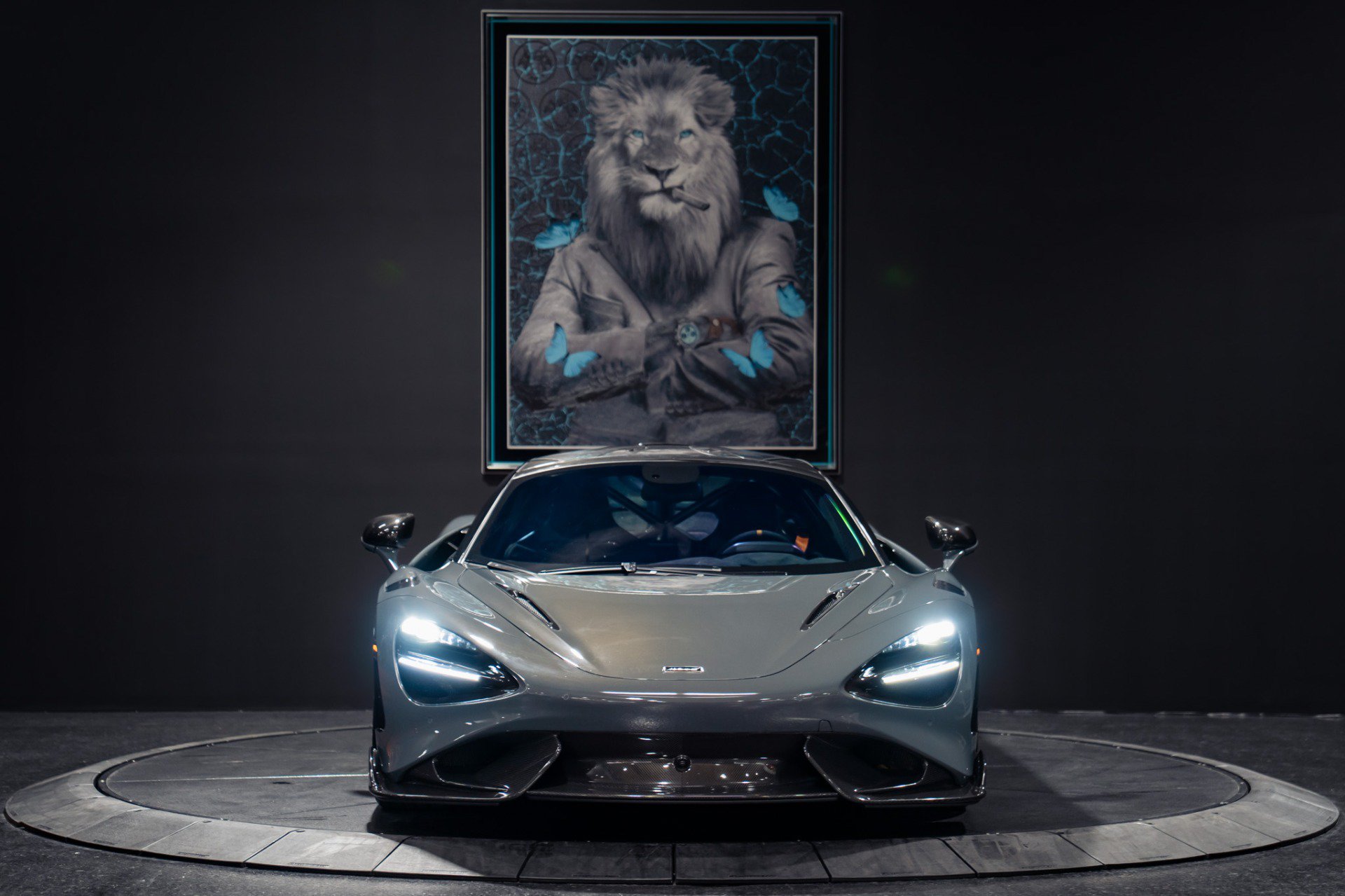 Used 2021 McLaren 765LT photo 6