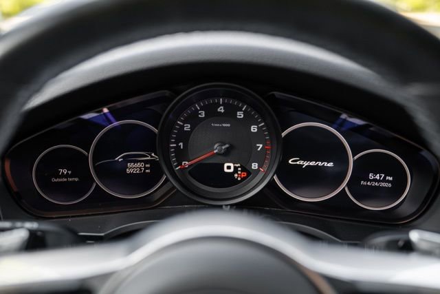 2022 Porsche Cayenne Platinum Edition