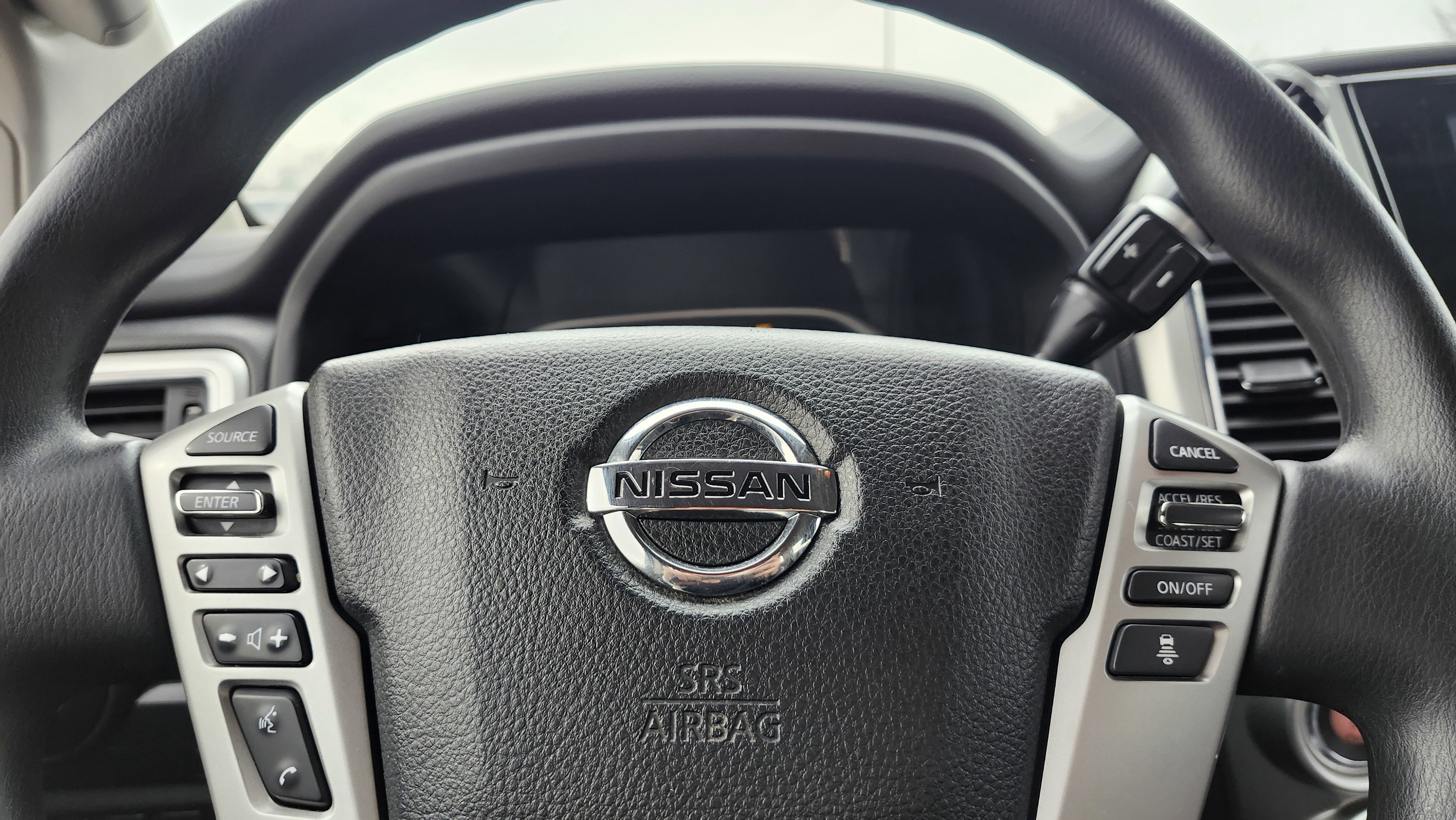 2021 Nissan Titan SV