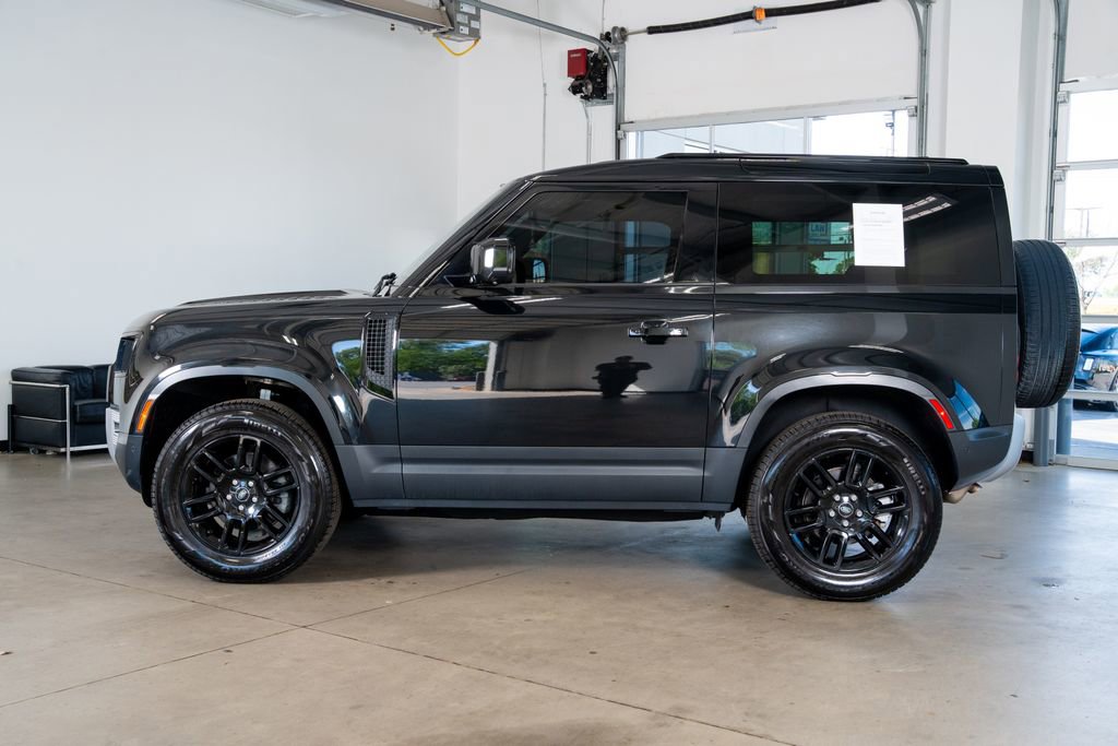 2024 Land Rover Defender 90 S