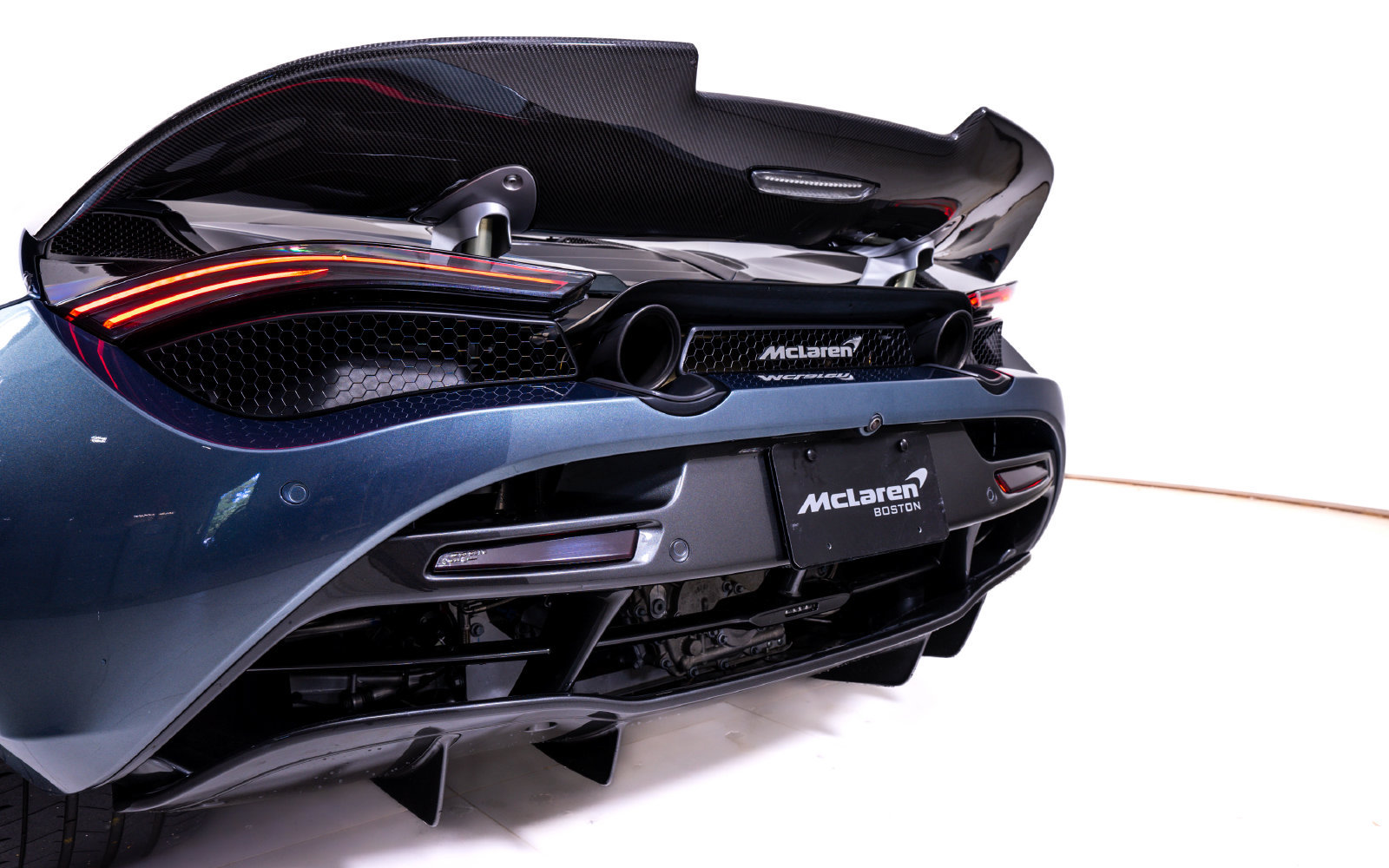 Used 2019 McLaren 720S photo 13