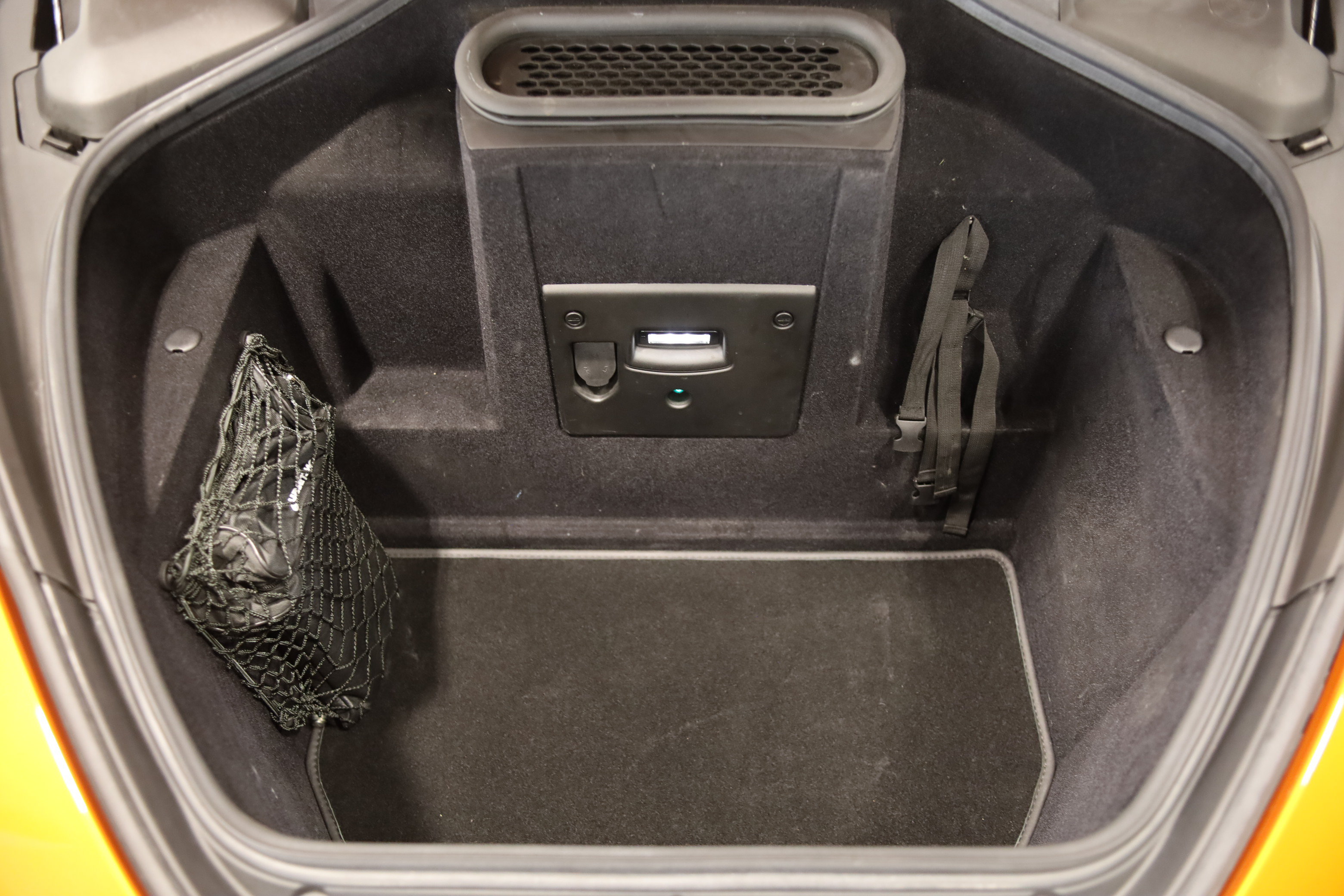 Used 2019 McLaren 720S Performance photo 39